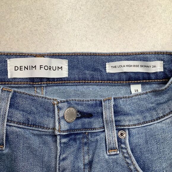 Denim Forum Lola High Rise Skinny 28X26 Light Wash - Picture 6 of 9